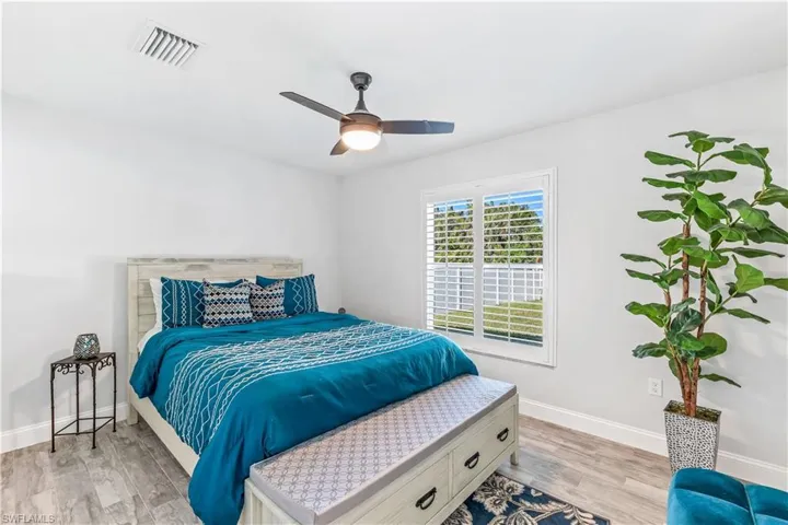 6054  Macbeth  LN, Fort Myers, FL 33908