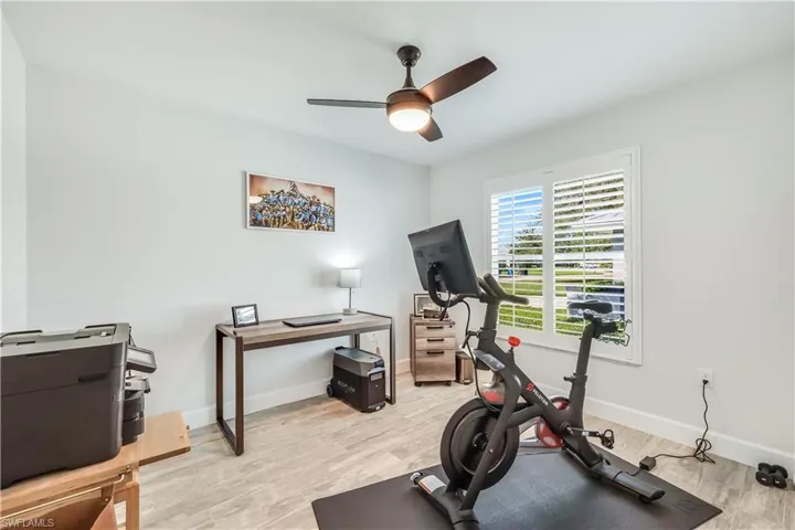 6054  Macbeth  LN, Fort Myers, FL 33908
