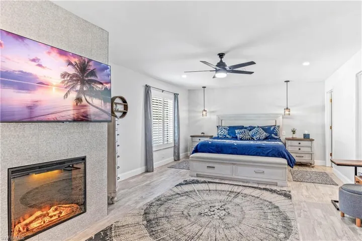 6054  Macbeth  LN, Fort Myers, FL 33908