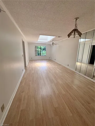5294 Treetops Dr I-203, Naples, Florida 34113