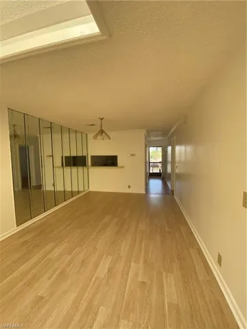 5294 Treetops Dr I-203, Naples, Florida 34113