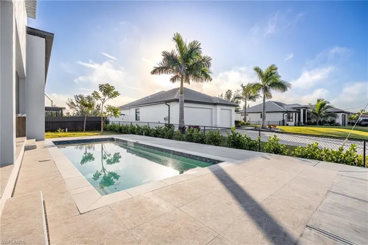Southern exposure pool view