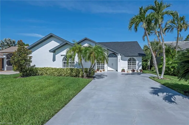 824  Belville  BLVD, Naples, FL 34104