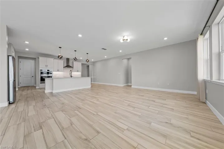 2038 Grove Dr, Naples, Florida 34120