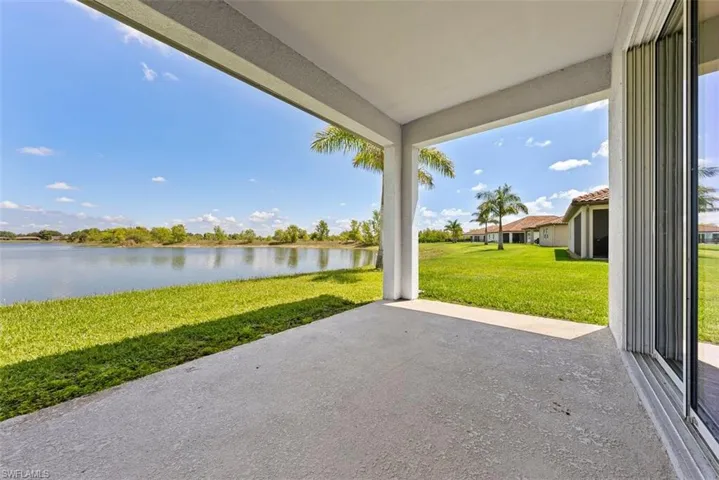2038 Grove Dr, Naples, Florida 34120