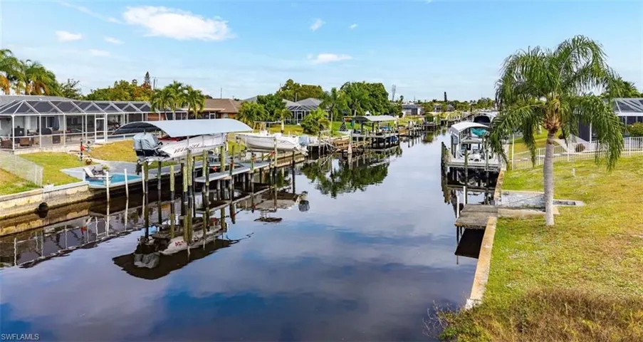 1215 Se 16th St, Cape Coral, Florida 33990