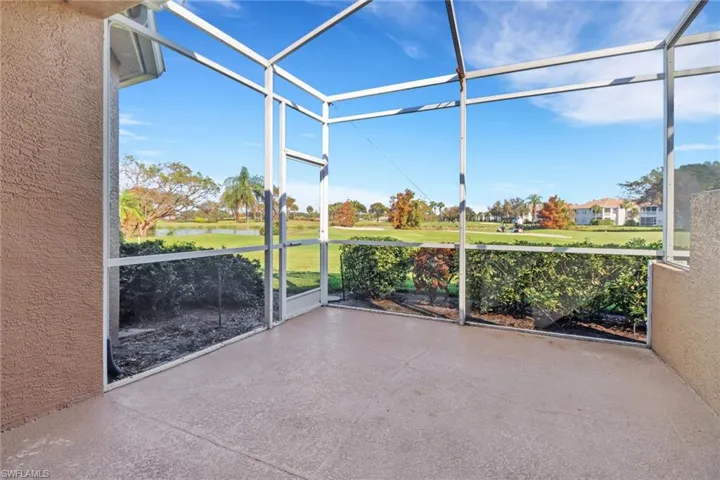1677  Morning Sun LN E-22  , Naples, FL 34119