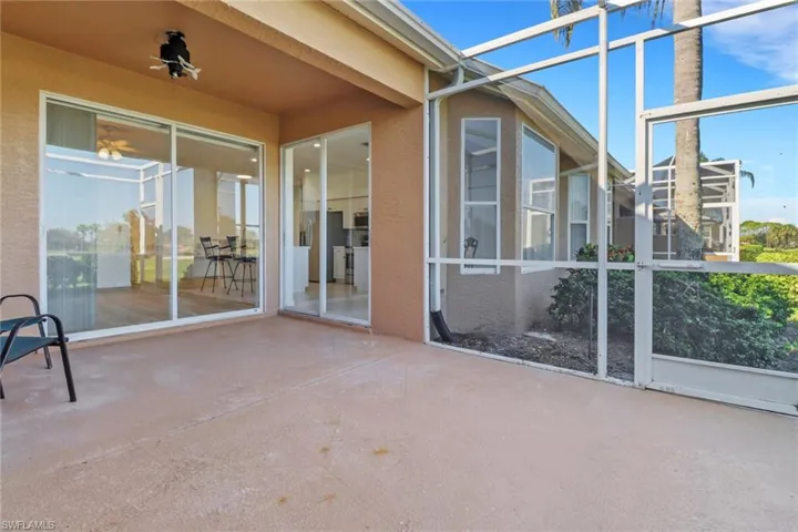 1677  Morning Sun LN E-22  , Naples, FL 34119
