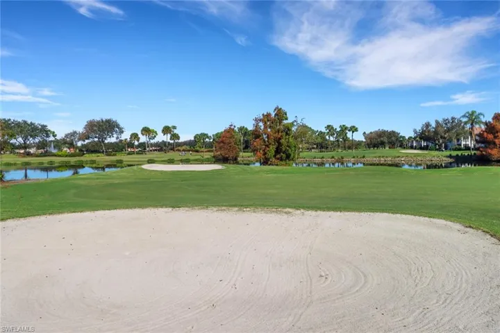 1677  Morning Sun LN E-22  , Naples, FL 34119