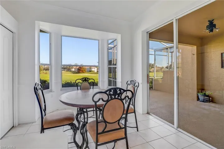 1677  Morning Sun LN E-22  , Naples, FL 34119