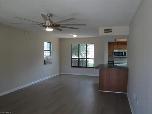 279  Hubbard  AVE, North Fort Myers, FL 33917
