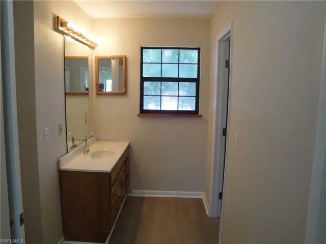 279  Hubbard  AVE, North Fort Myers, FL 33917