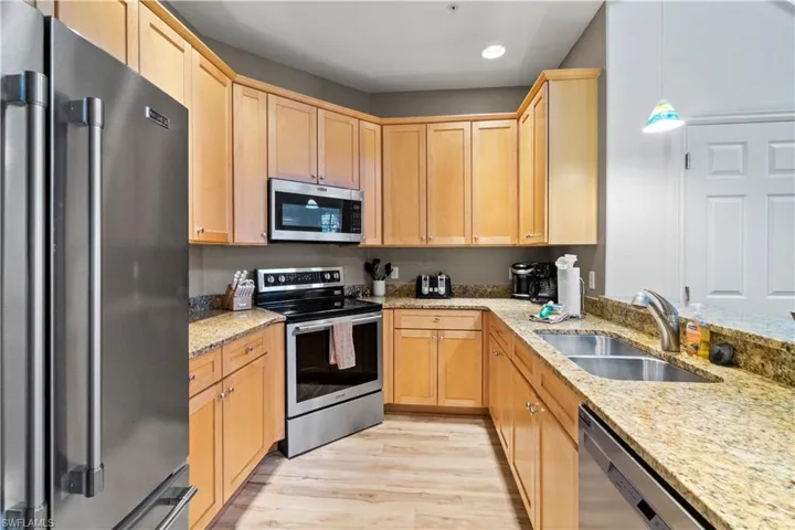 9111 Capistrano St S 8303, Naples, Florida 34113