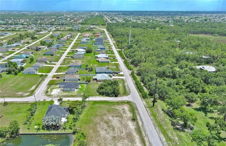 View of property location featuring a large body of water