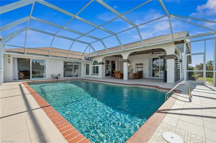 A peaceful setting to relax by the water with ultimate privacy.
