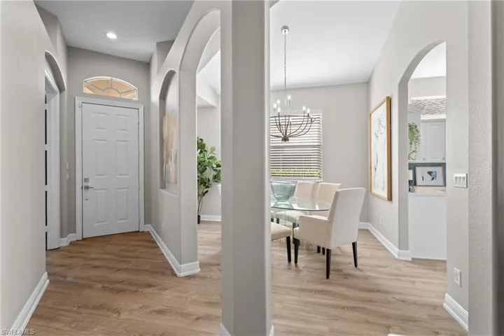 8097  Tauren  CT, Naples, FL 34119