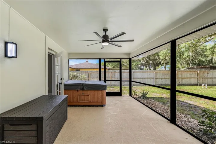 2249 River Oak Ln, Fort Myers, Florida 33905