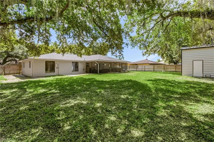 2249 River Oak Ln, Fort Myers, Florida 33905