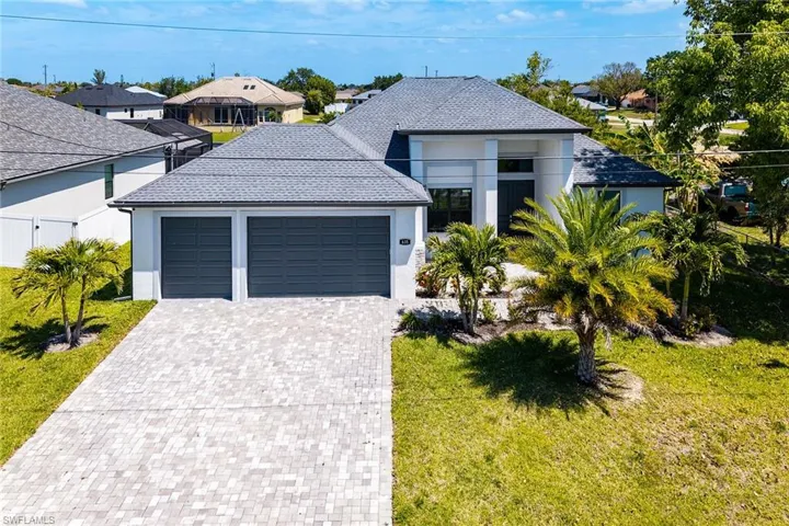 635 Ne 7th Ter, Cape Coral, Florida 33909