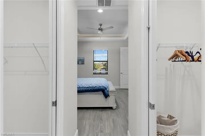 635 Ne 7th Ter, Cape Coral, Florida 33909