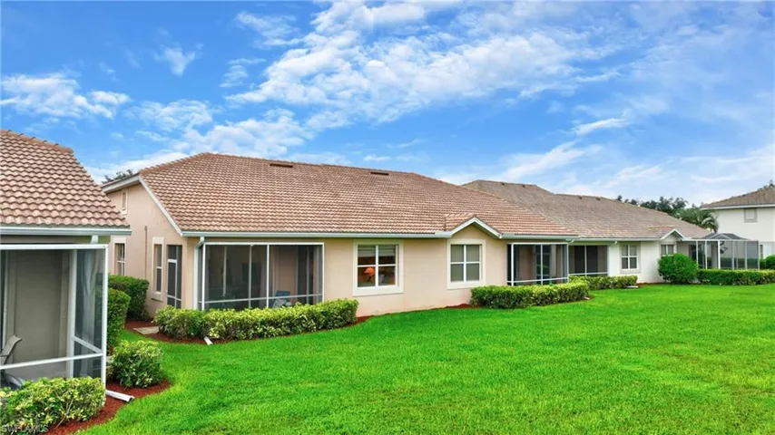 2232  Carnaby  CT, Lehigh Acres, FL 33973