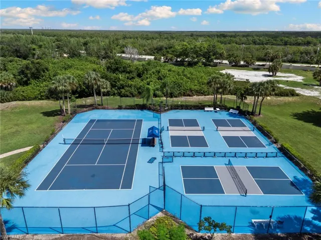tennis pickleball courts
