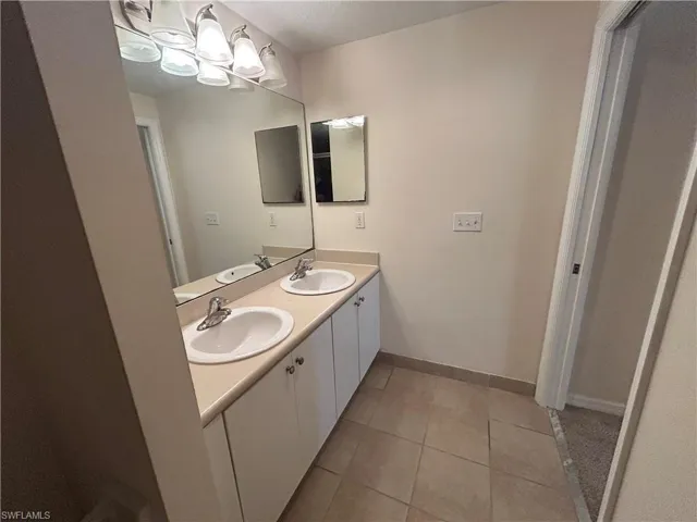 8313 Bernwood Cove Loop 1203, Fort Myers, Florida 33966