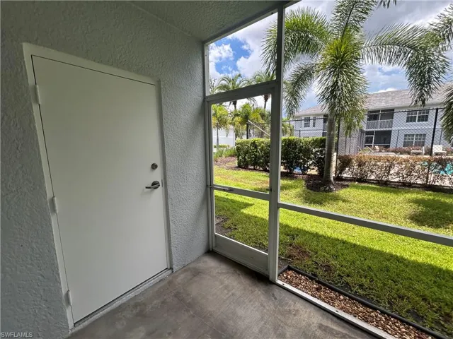 8313 Bernwood Cove Loop 1203, Fort Myers, Florida 33966
