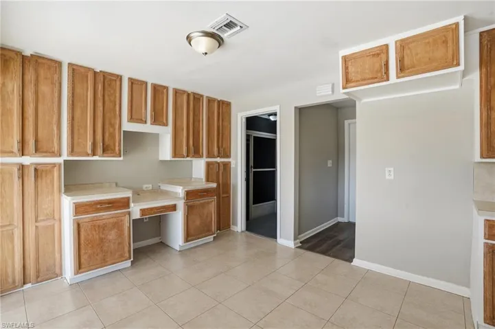 312 Hollywood St, Lehigh Acres, Florida 33936