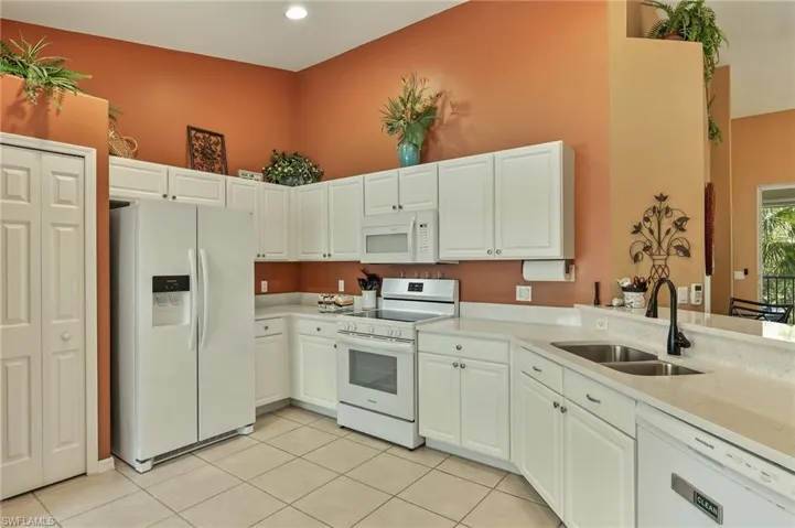 10109 Colonial Country Club Blvd 2405, Fort Myers, Florida 33913
