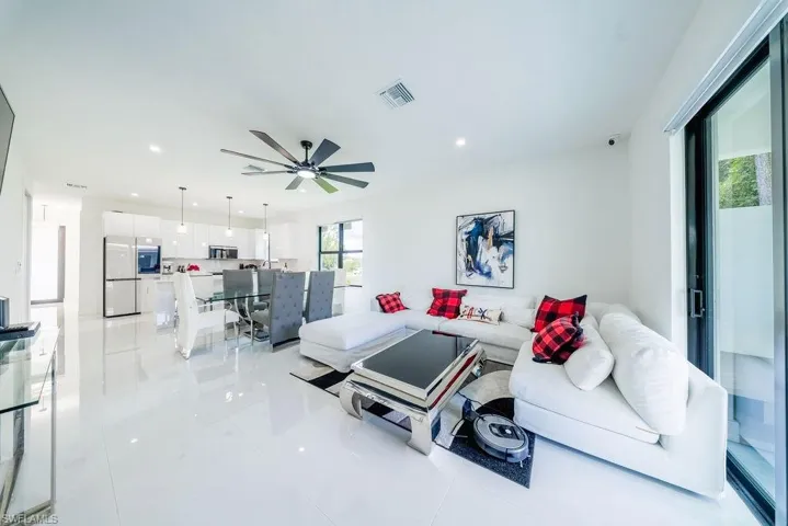 4315 6th St Sw, Lehigh Acres, Florida 33976