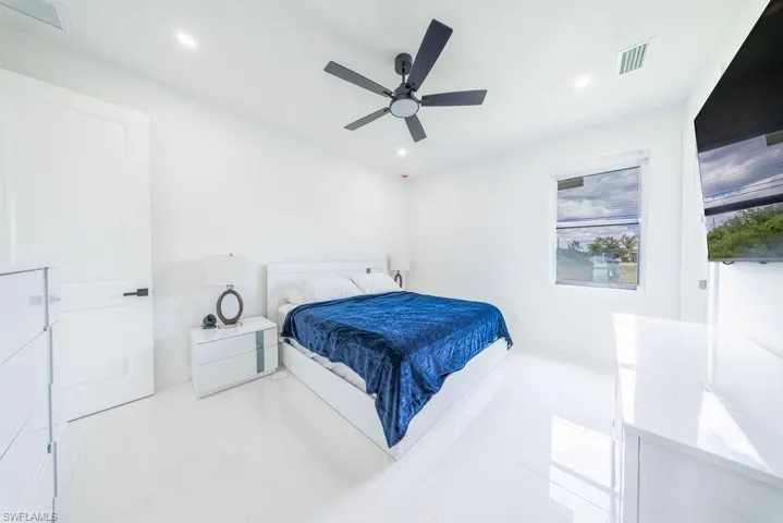 4315 6th St Sw, Lehigh Acres, Florida 33976