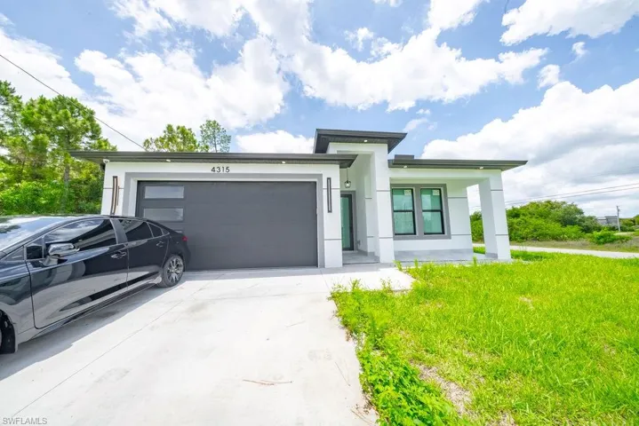 4315 6th St Sw, Lehigh Acres, Florida 33976