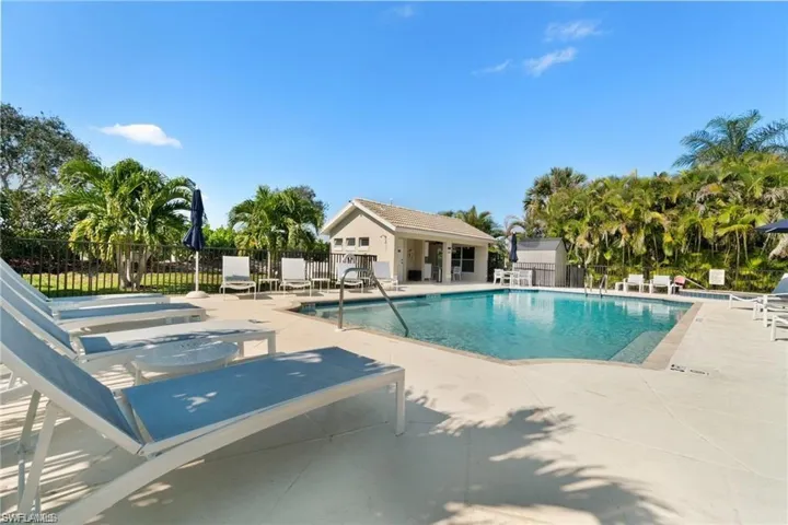 7112 Falcons Glen Blvd, Naples, Florida 34113