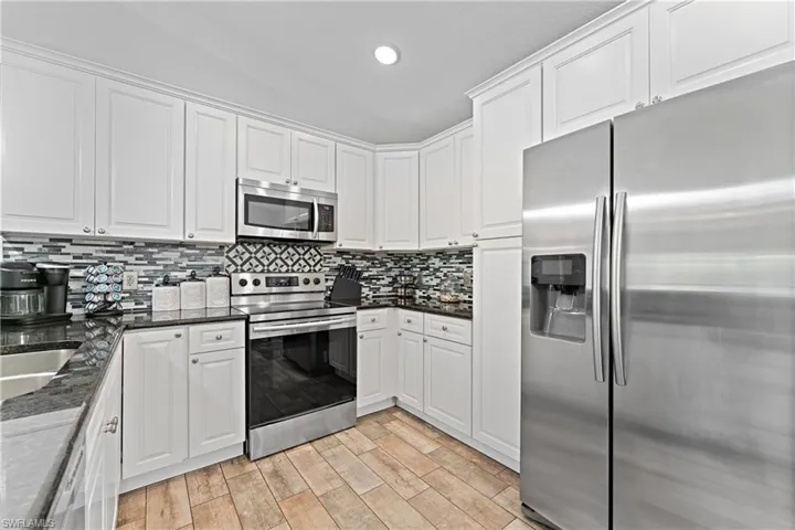 1429  Jabara  CIR, Labelle, FL 33935