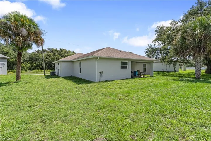 1429  Jabara  CIR, Labelle, FL 33935