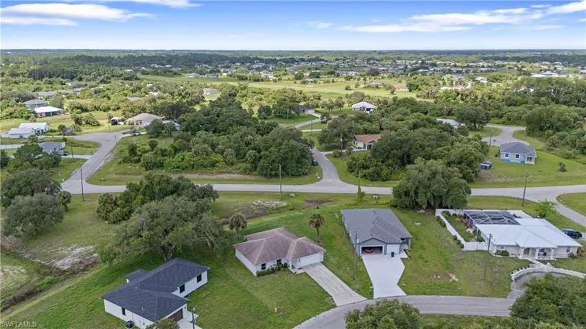 1429  Jabara  CIR, Labelle, FL 33935