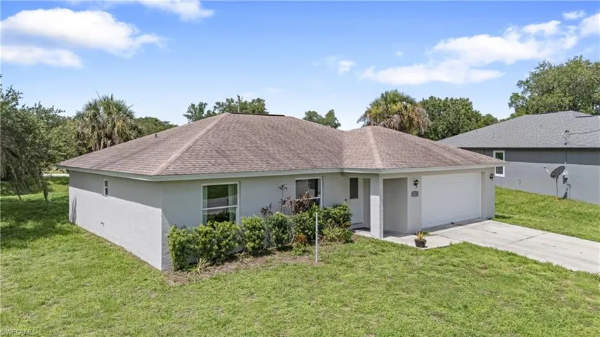 1429  Jabara  CIR, Labelle, FL 33935