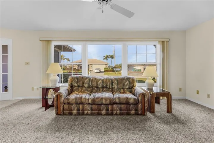 414 Se 6th St, Cape Coral Fl 33990