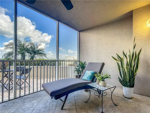 Relax on your lanai