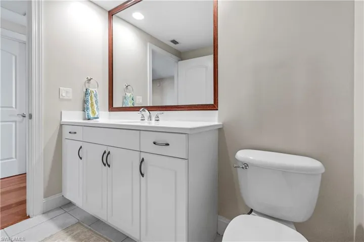 Guest bath features shower/tub combo