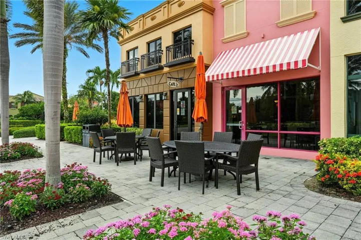 8941  MALIBU  ST, Naples, FL 34113
