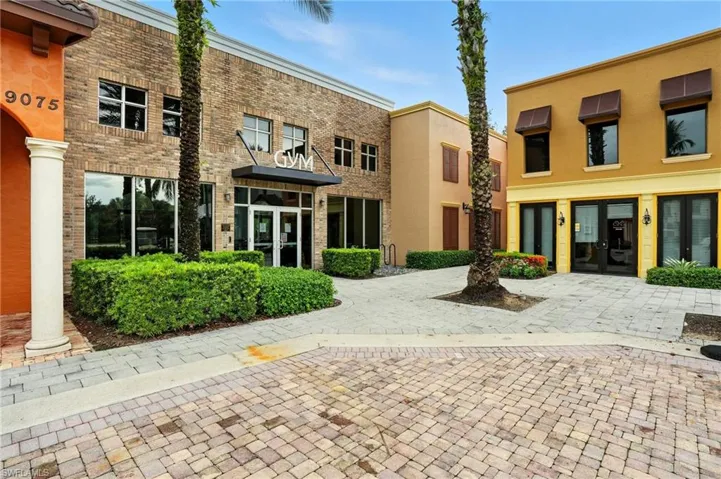 8941  MALIBU  ST, Naples, FL 34113