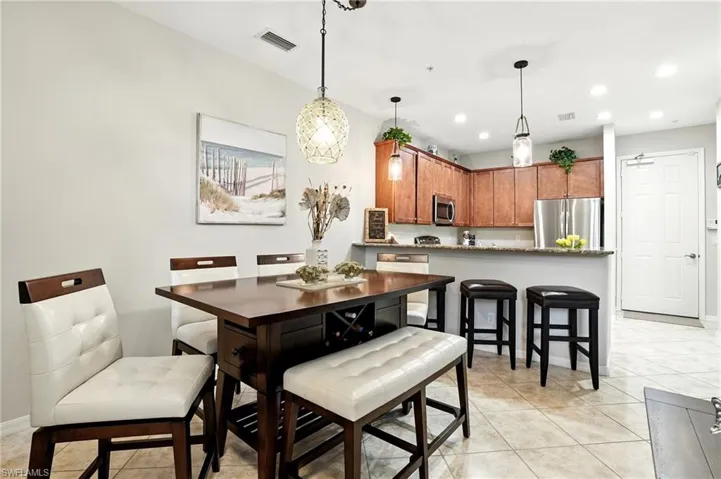 8941  MALIBU  ST, Naples, FL 34113