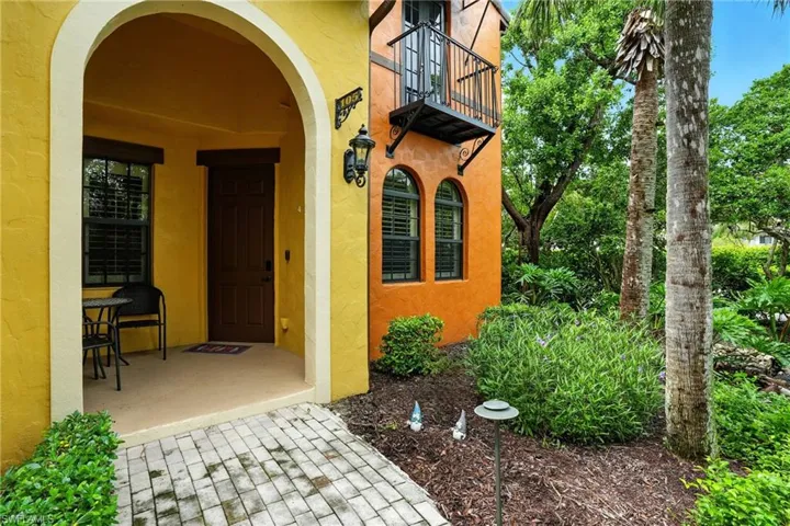 8941  MALIBU  ST, Naples, FL 34113