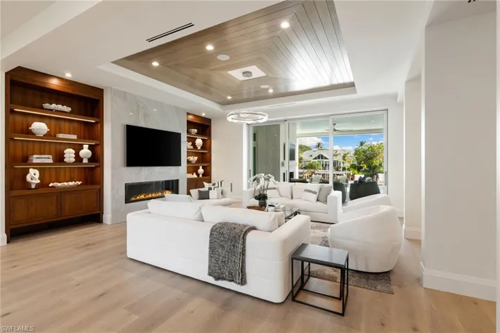 3455  Gin  LN, Naples, FL 34102