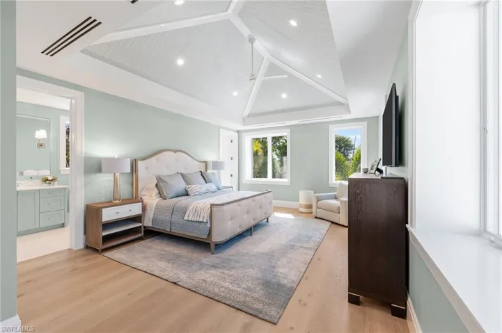 3455 Gin Ln, Naples, Florida 34102