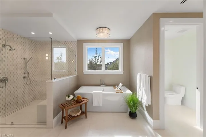 3455  Gin  LN, Naples, FL 34102