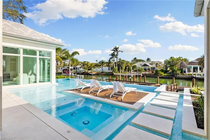 3455  Gin  LN, Naples, FL 34102