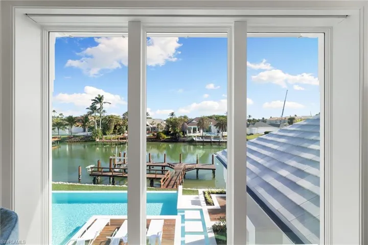 3455 Gin Ln, Naples, Florida 34102